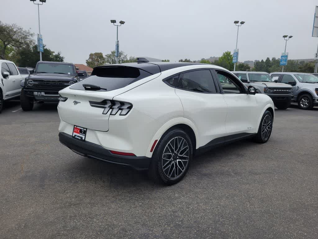 Certified 2025 Ford Mustang Mach-E Premium AWD/4WD image 5