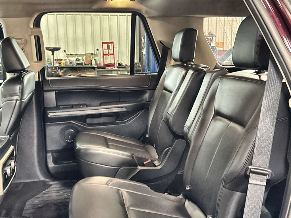 Certified 2024 Ford Expedition XLT RWD image 25