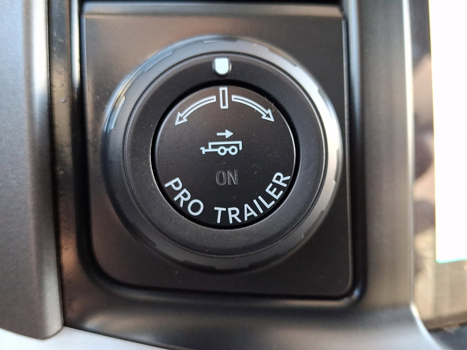 Certified 2022 Ford F150 XLT w/ Equipment Group 302A High image 24