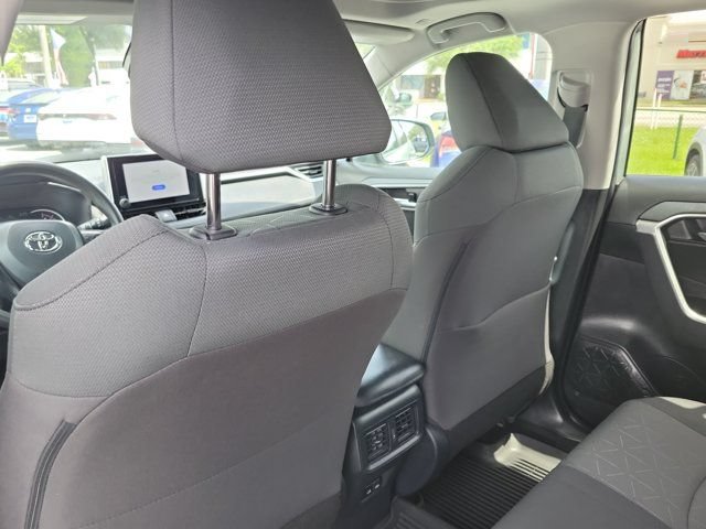 Used 2023 Toyota RAV4 XLE w/ Convenience Package FWD image 15