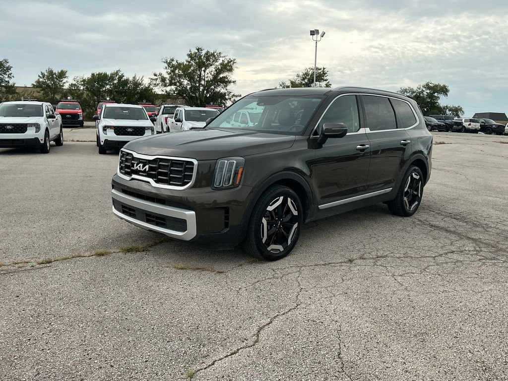 Used 2025 Kia Telluride S