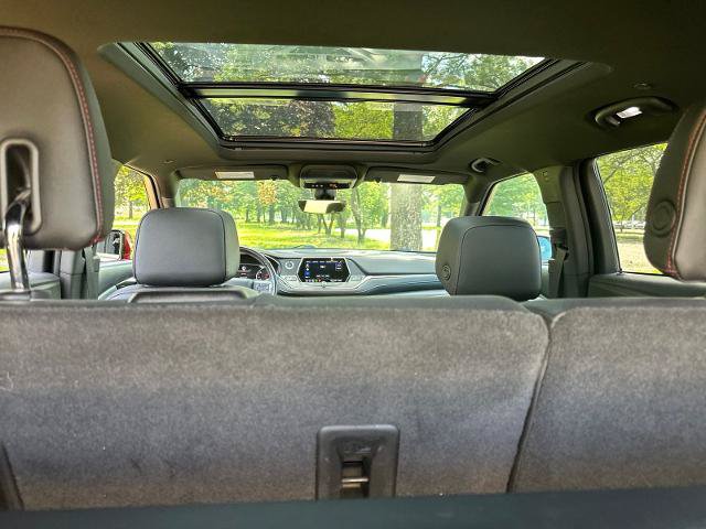 Used 2021 Chevrolet Blazer RS w/ Enhanced Convenience Package FWD image 5