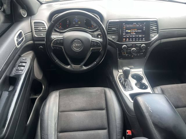 Used 2022 Jeep Grand Cherokee Laredo X RWD image 17