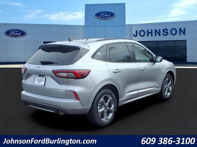 Certified 2023 Ford Escape ST-Line w/ Tech Pack #1 AWD/4WD image 3