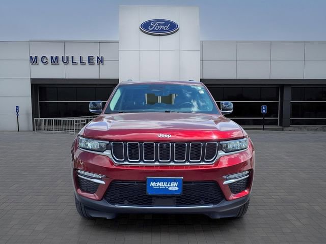 Used 2023 Jeep Grand Cherokee Limited w/ Luxury Tech Group II AWD/4WD image 10