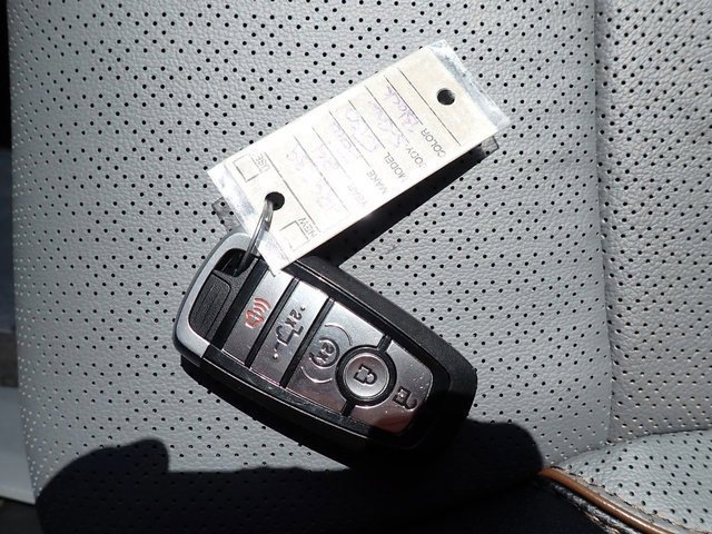 Certified 2024 Ford F150 Lariat image 30