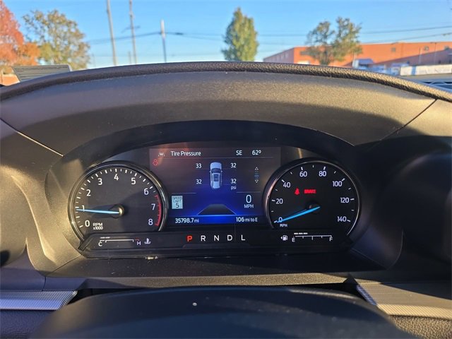 Certified 2022 Ford Explorer XLT w/ Equipment Group 202A image 15