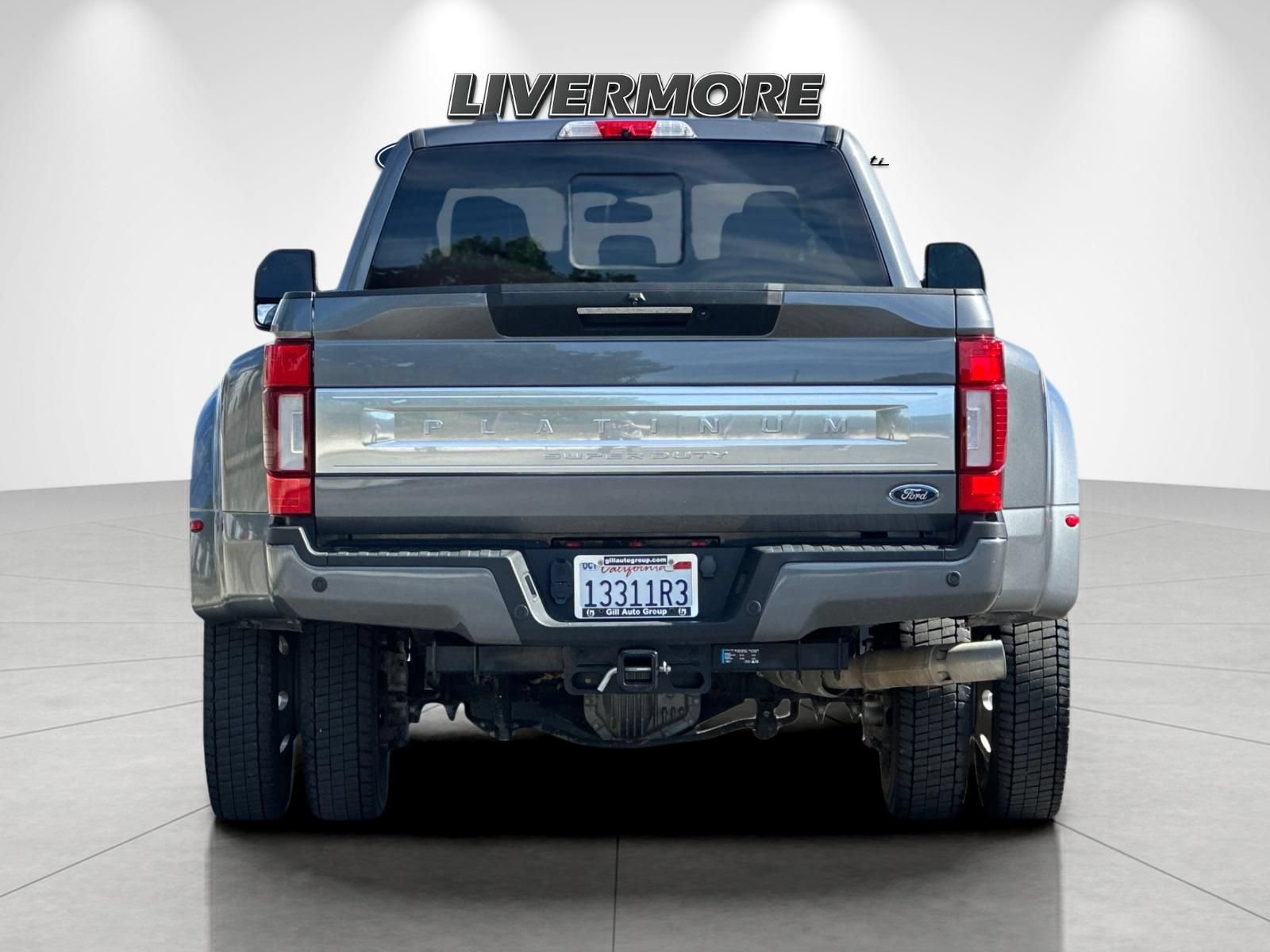 Certified 2022 Ford F450 Platinum w/ FX4 Off-Road Package AWD/4WD image 4