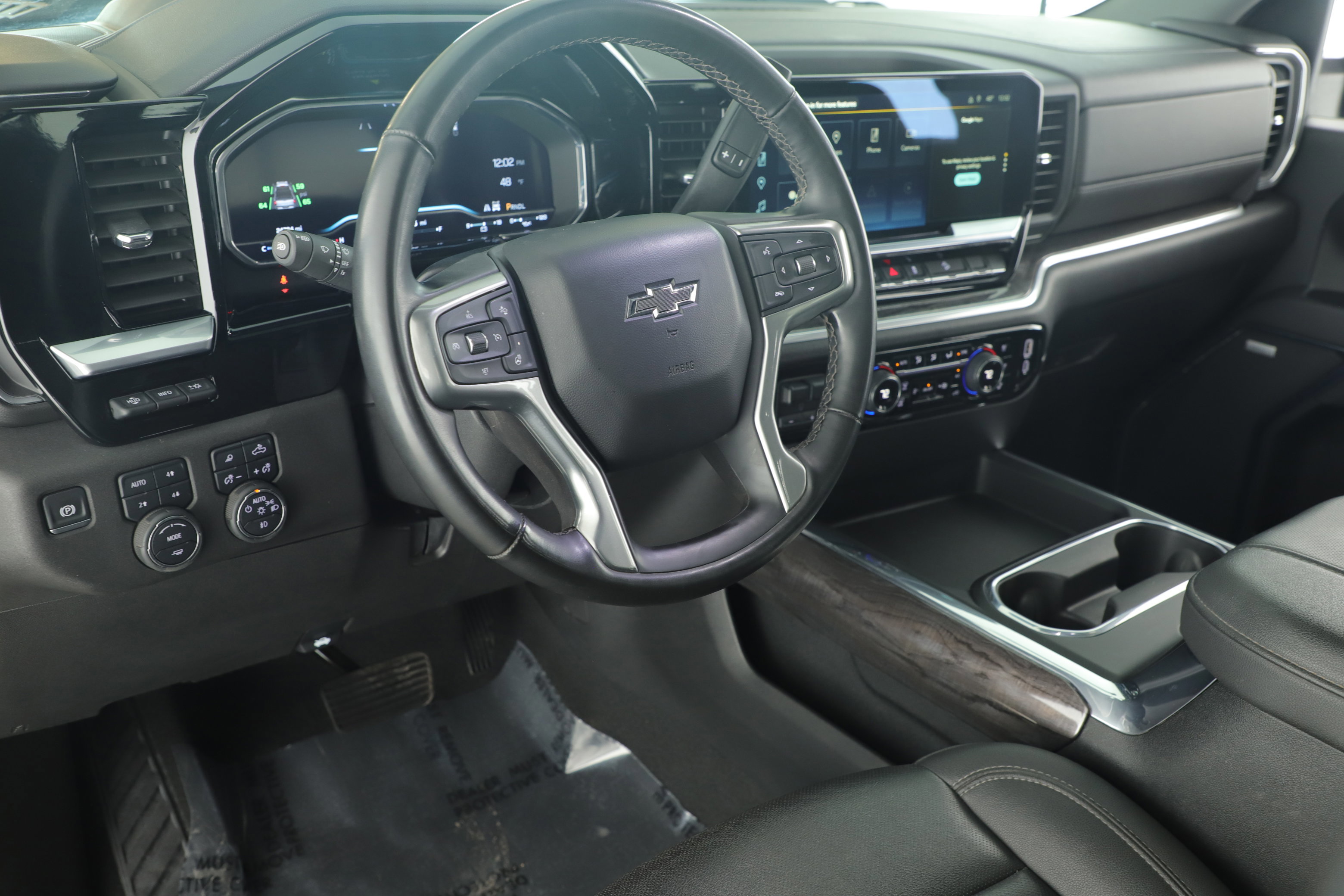 Used 2024 Chevrolet Silverado 2500 LTZ w/ LTZ Plus Package image 13