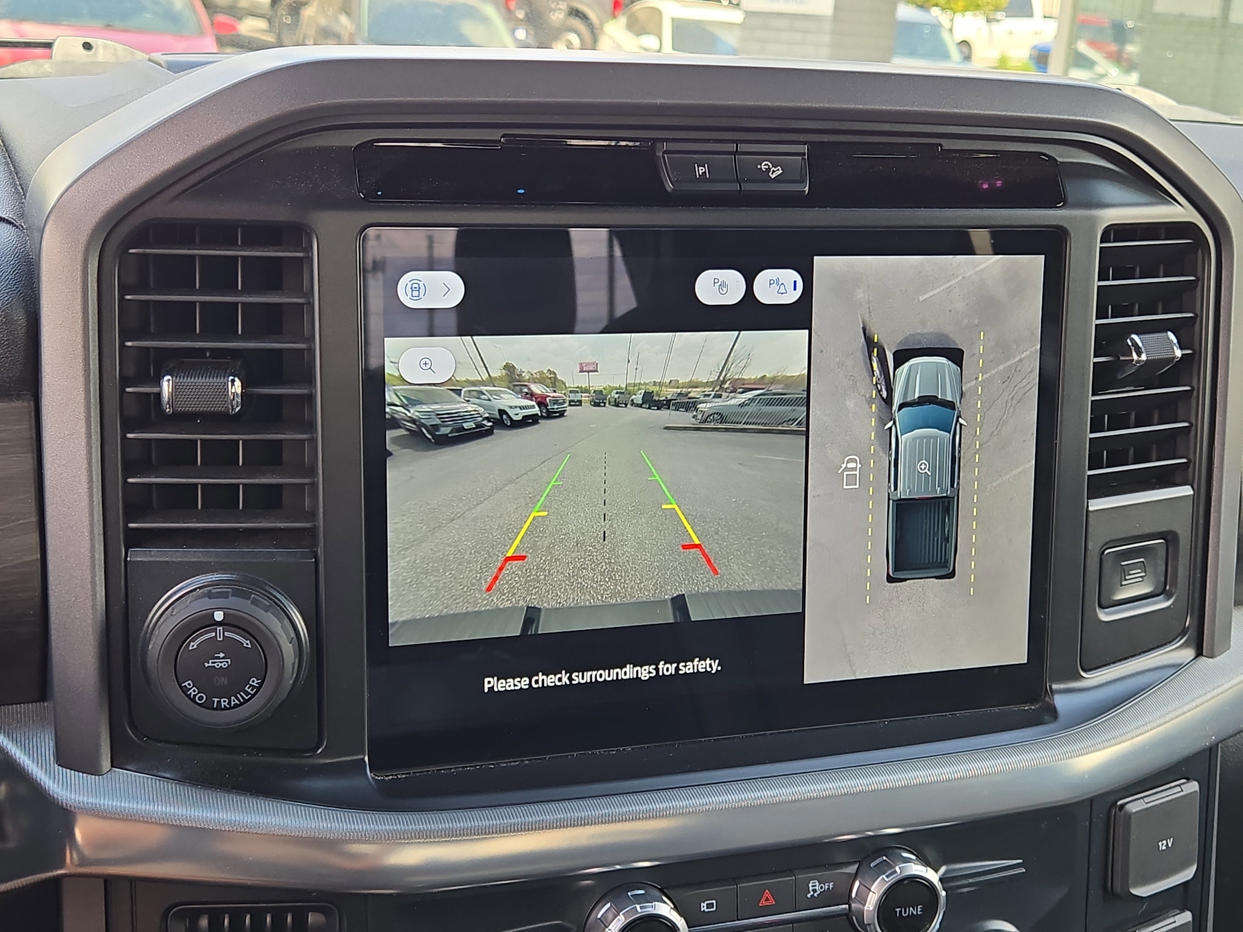 Certified 2025 Ford F150 Lariat w/ Equipment Group 501A Mid image 26