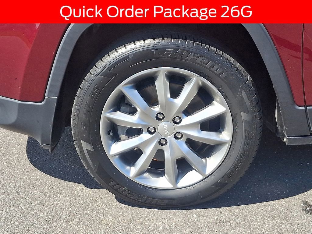 Used 2018 Jeep Cherokee Limited AWD/4WD image 8