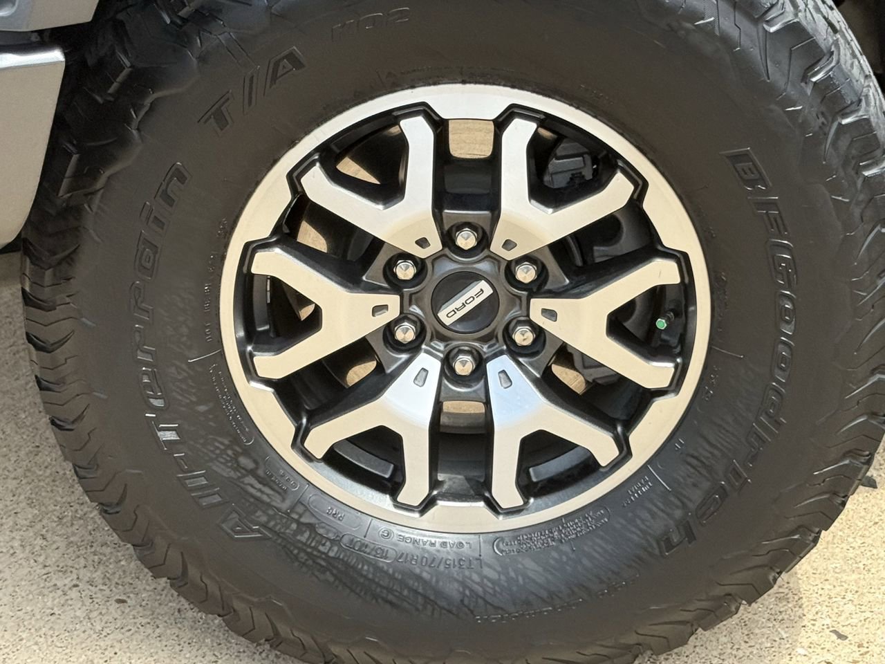 Certified 2023 Ford F150 Raptor AWD/4WD image 9