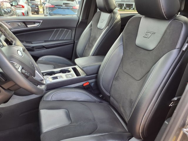 Certified 2023 Ford Edge ST w/ Equipment Group 401A image 7
