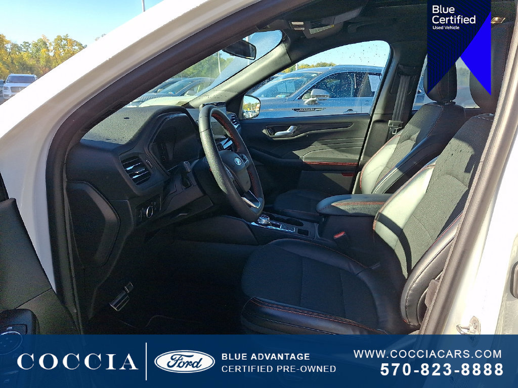 Certified 2023 Ford Escape ST-Line w/ Tech Pack #1 AWD/4WD image 13