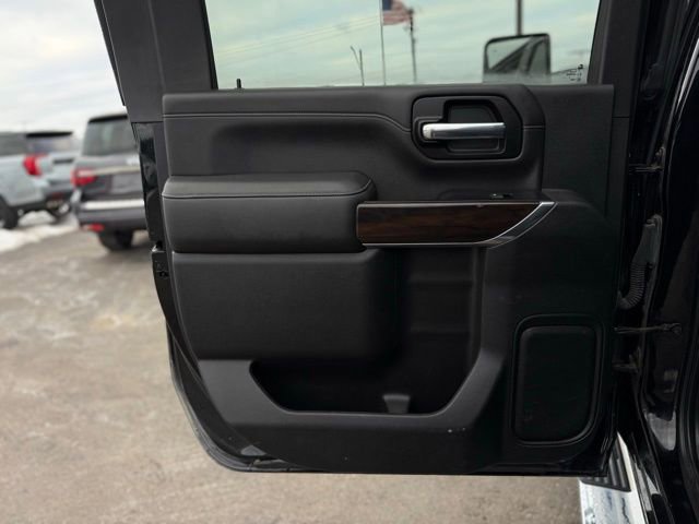 Used 2020 GMC Sierra 2500 SLT image 29