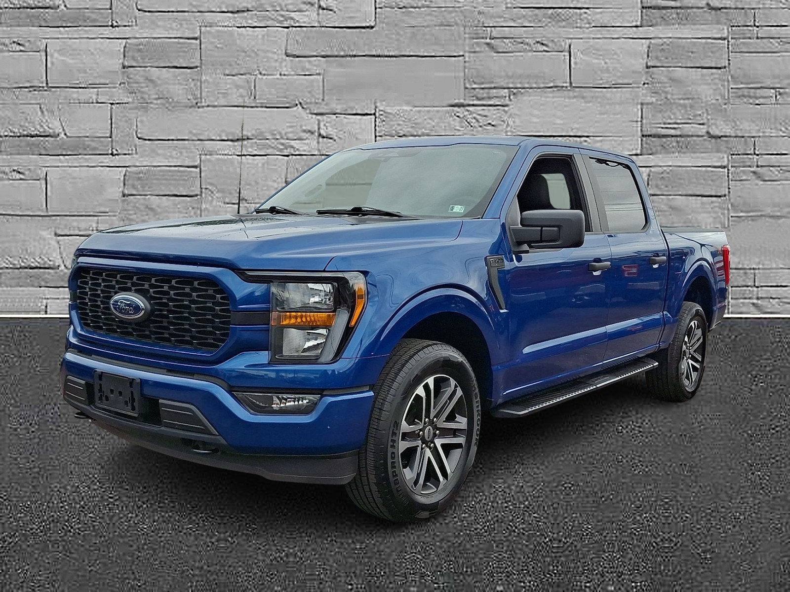 Certified 2023 Ford F150 XL w/ STX Appearance Package AWD/4WD image 4