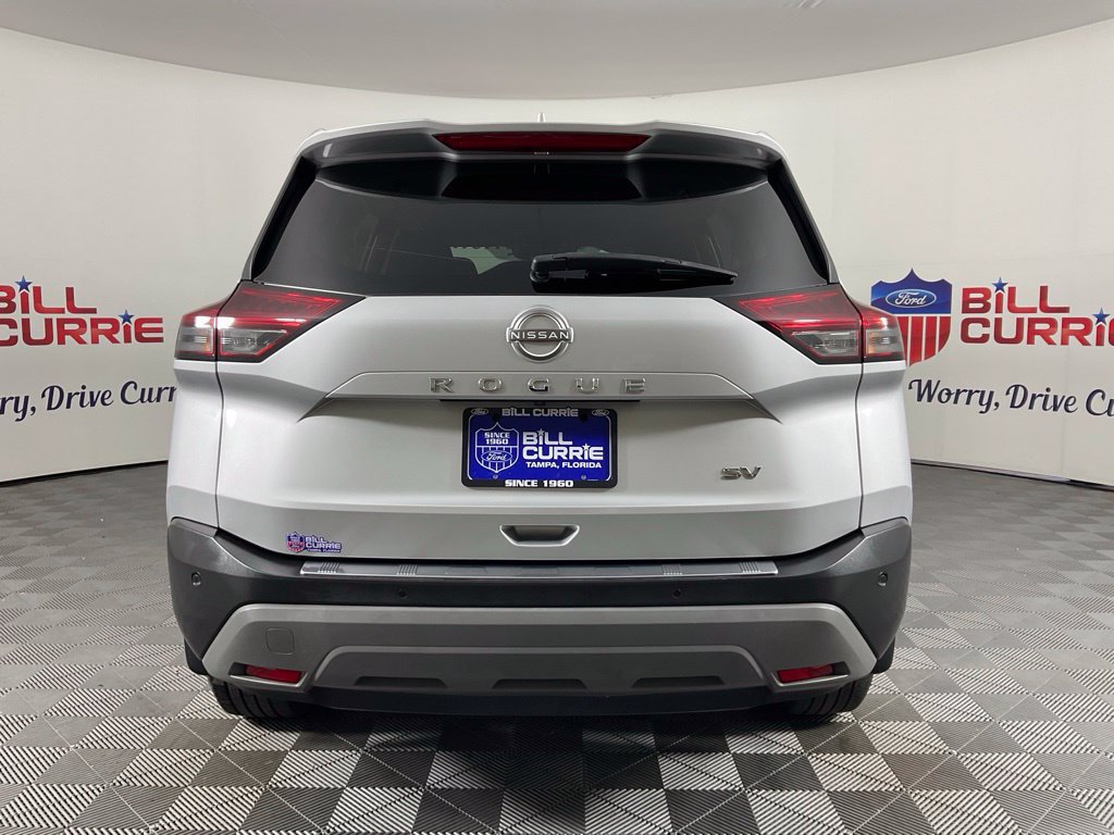 Used 2022 Nissan Rogue SV FWD image 4