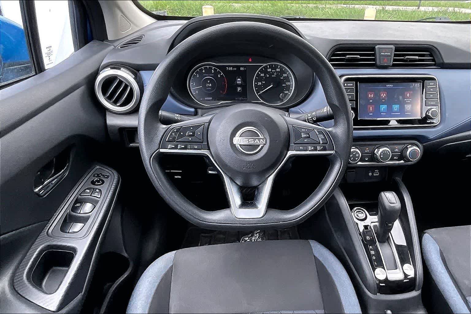 Used 2023 Nissan Versa SV FWD image 14