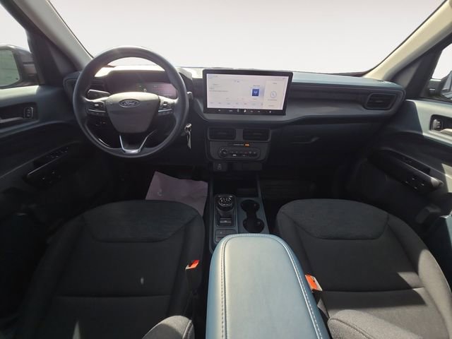 Certified 2025 Ford Maverick XL image 10