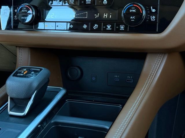 Used 2023 Nissan Pathfinder Platinum w/ Cargo Package AWD/4WD image 27