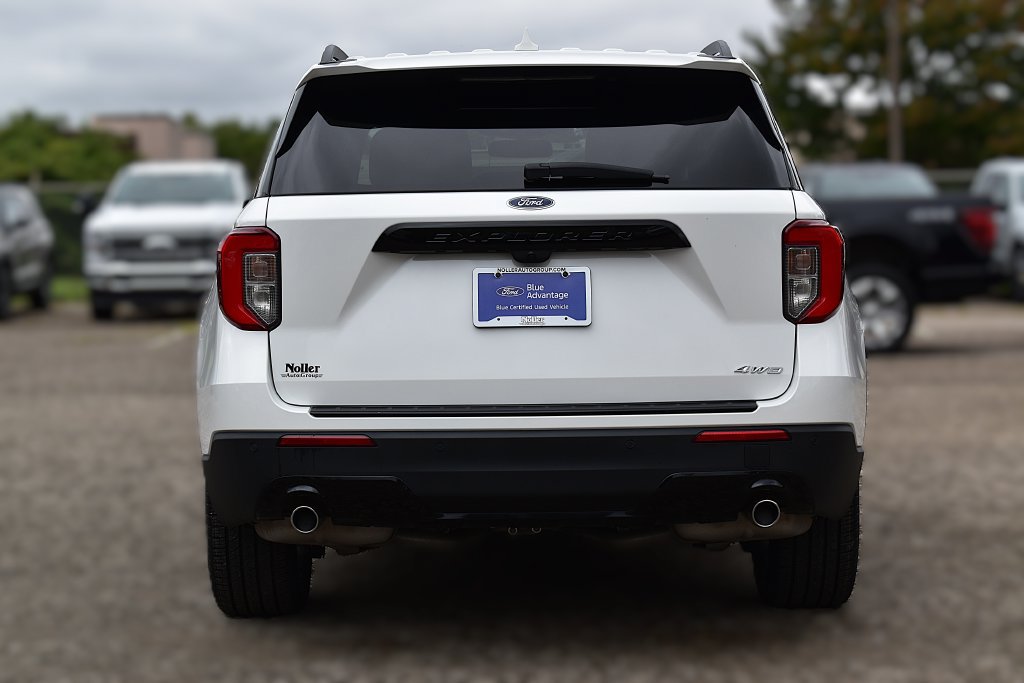 Certified 2023 Ford Explorer ST-Line AWD/4WD image 8