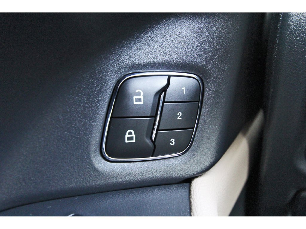 Certified 2024 Ford Expedition Max XLT RWD image 24