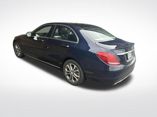 Used 2017 Mercedes-Benz C 300 4MATIC Sedan image 2