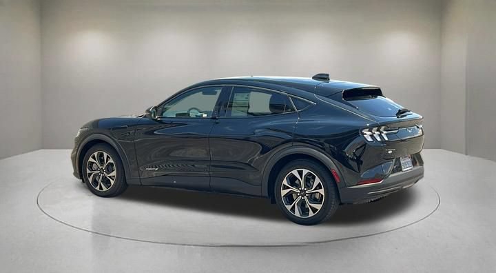 Certified 2025 Ford Mustang Mach-E Select RWD image 4