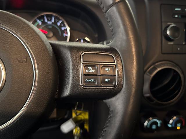 Used 2018 Jeep Wrangler Unlimited Sport w/ Connectivity Group AWD/4WD image 19
