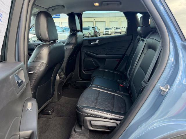 Certified 2025 Ford Escape Platinum AWD/4WD image 17