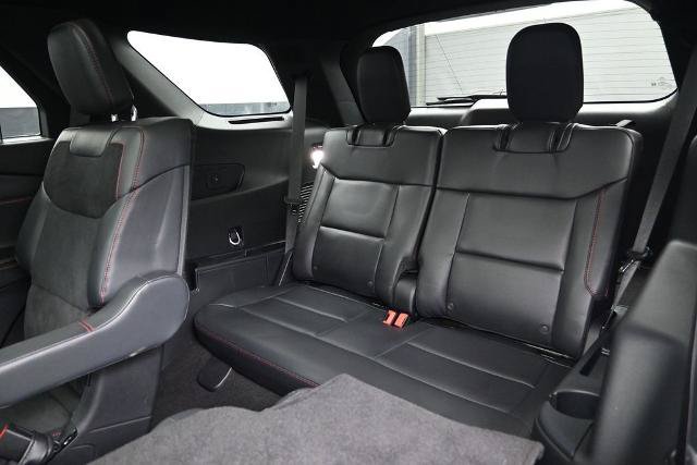 Certified 2025 Ford Explorer ST AWD/4WD image 19