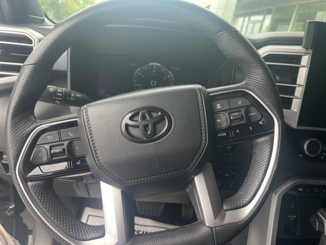 Used 2025 Toyota Tundra Platinum AWD/4WD image 15