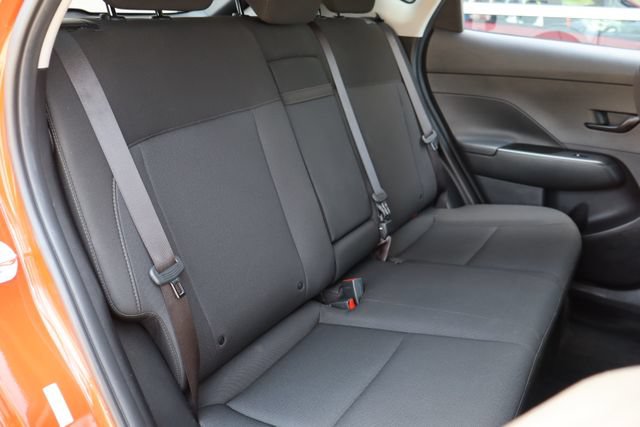 Used 2025 Hyundai Kona SEL FWD image 30