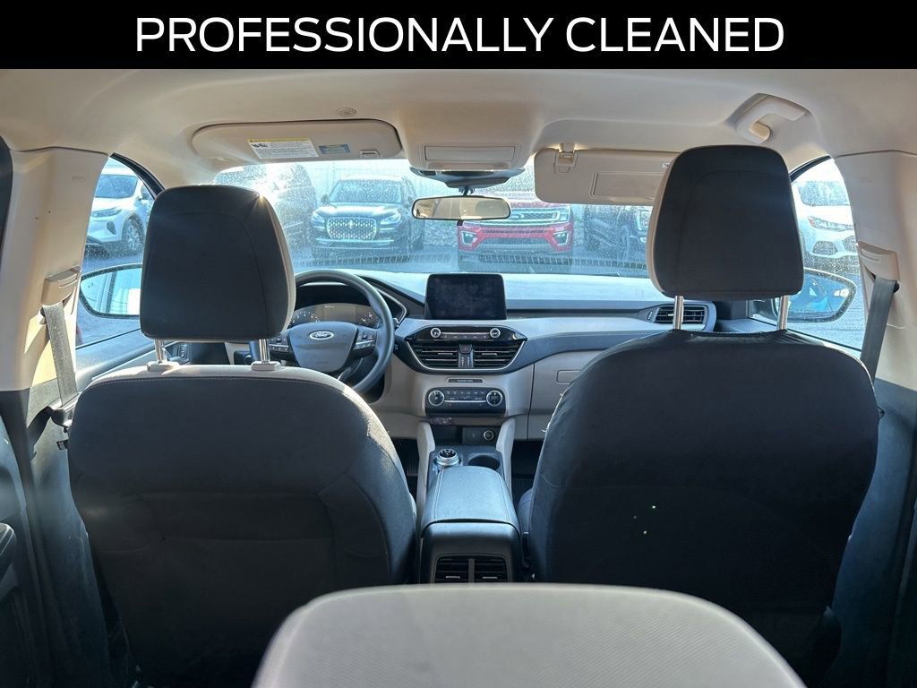 Certified 2020 Ford Escape SE image 12