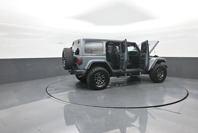 Used 2025 Jeep Wrangler Unlimited Rubicon AWD/4WD image 43