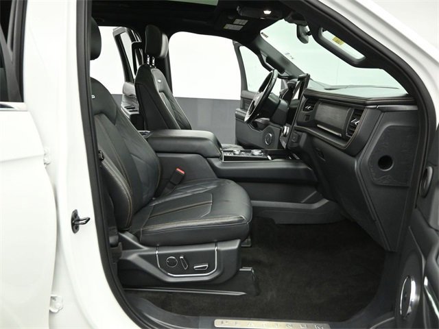 Certified 2022 Ford Expedition Platinum image 48