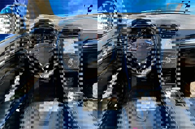 Certified 2019 Ford Fusion Titanium image 5