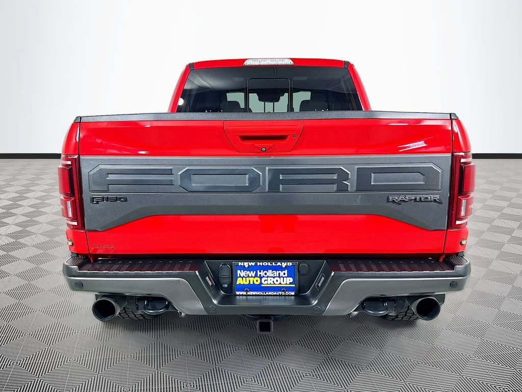 Certified 2018 Ford F150 Raptor w/ Equipment Group 802A Luxury image 4