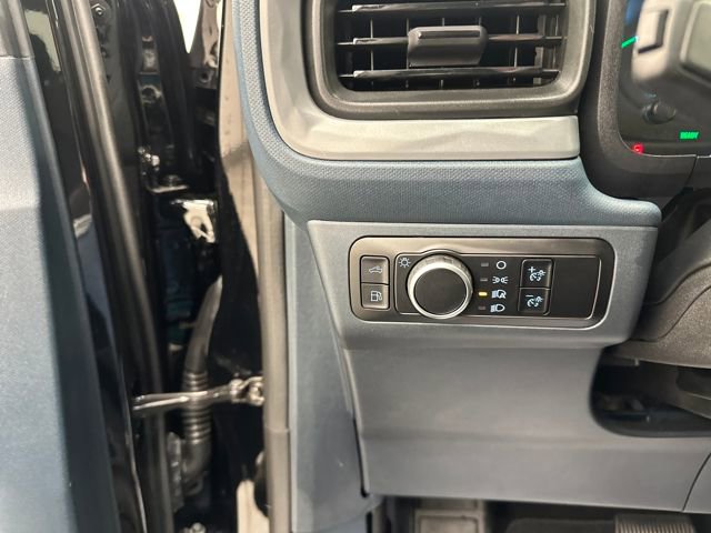 Certified 2024 Ford Maverick XL image 33