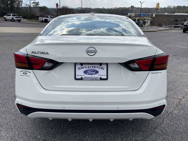 Used 2025 Nissan Altima 2.5 SV image 4