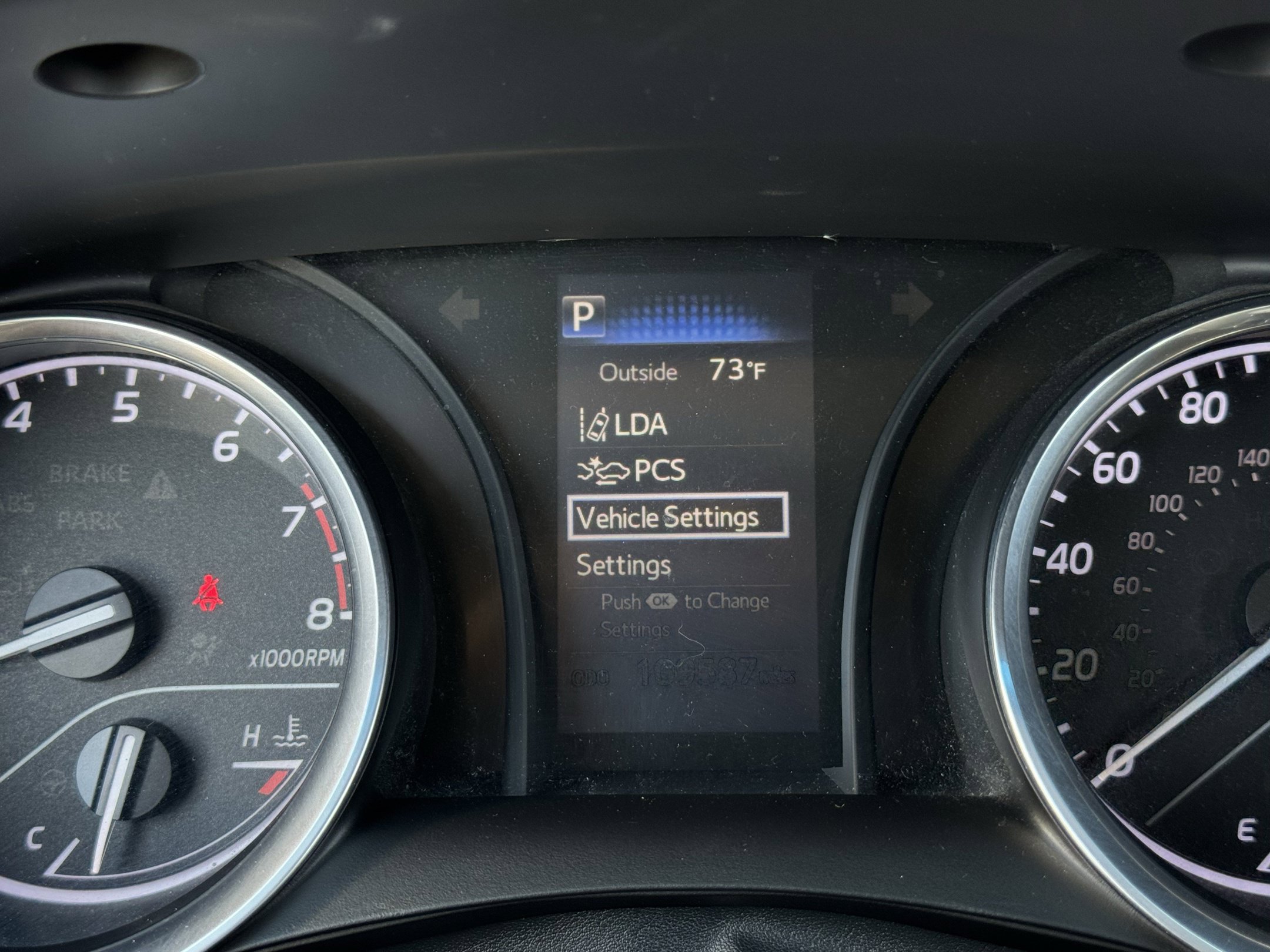 Used 2018 Toyota Camry SE FWD image 16