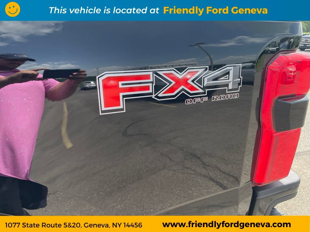 Certified 2025 Ford F350 Platinum w/ FX4 Off-Road Package AWD/4WD image 9