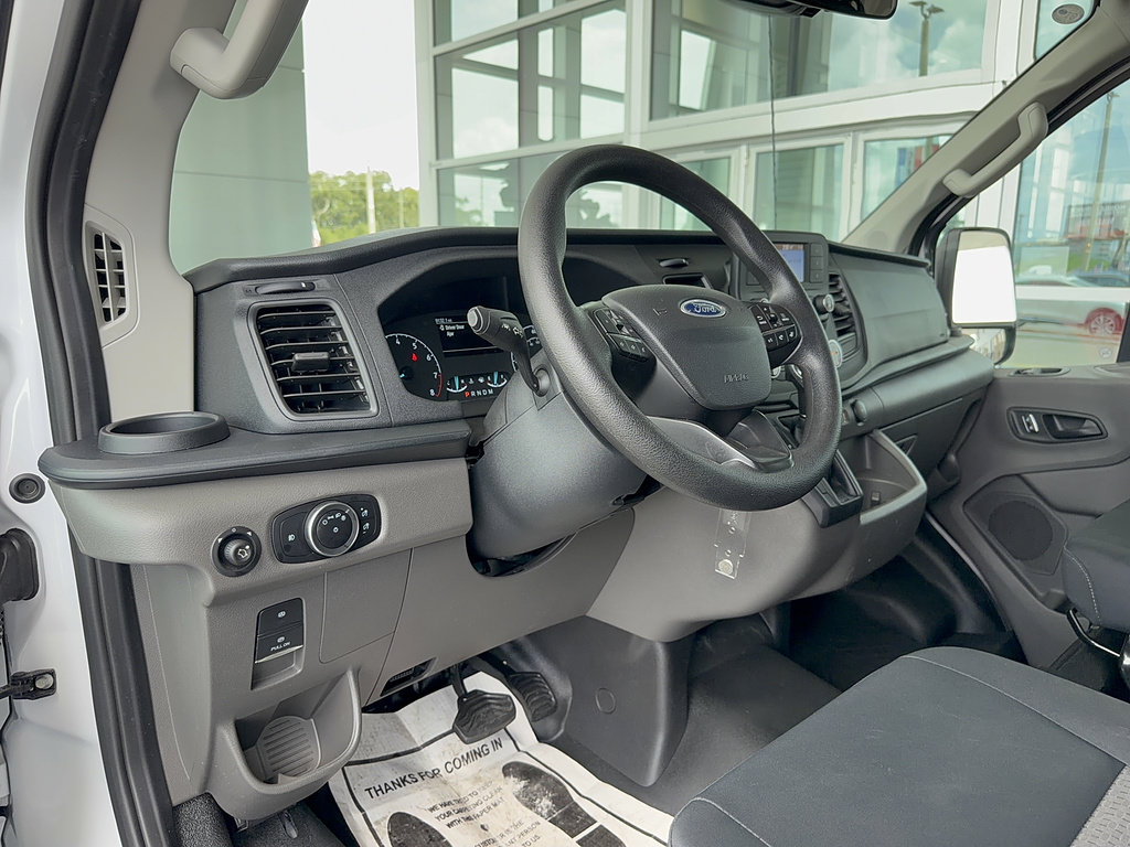 Certified 2025 Ford Transit 250 Low Roof w/ Exterior Upgrade Package RWD image 15