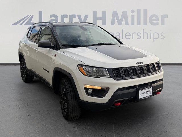 Used 2020 Jeep Compass Trailhawk AWD/4WD image 7