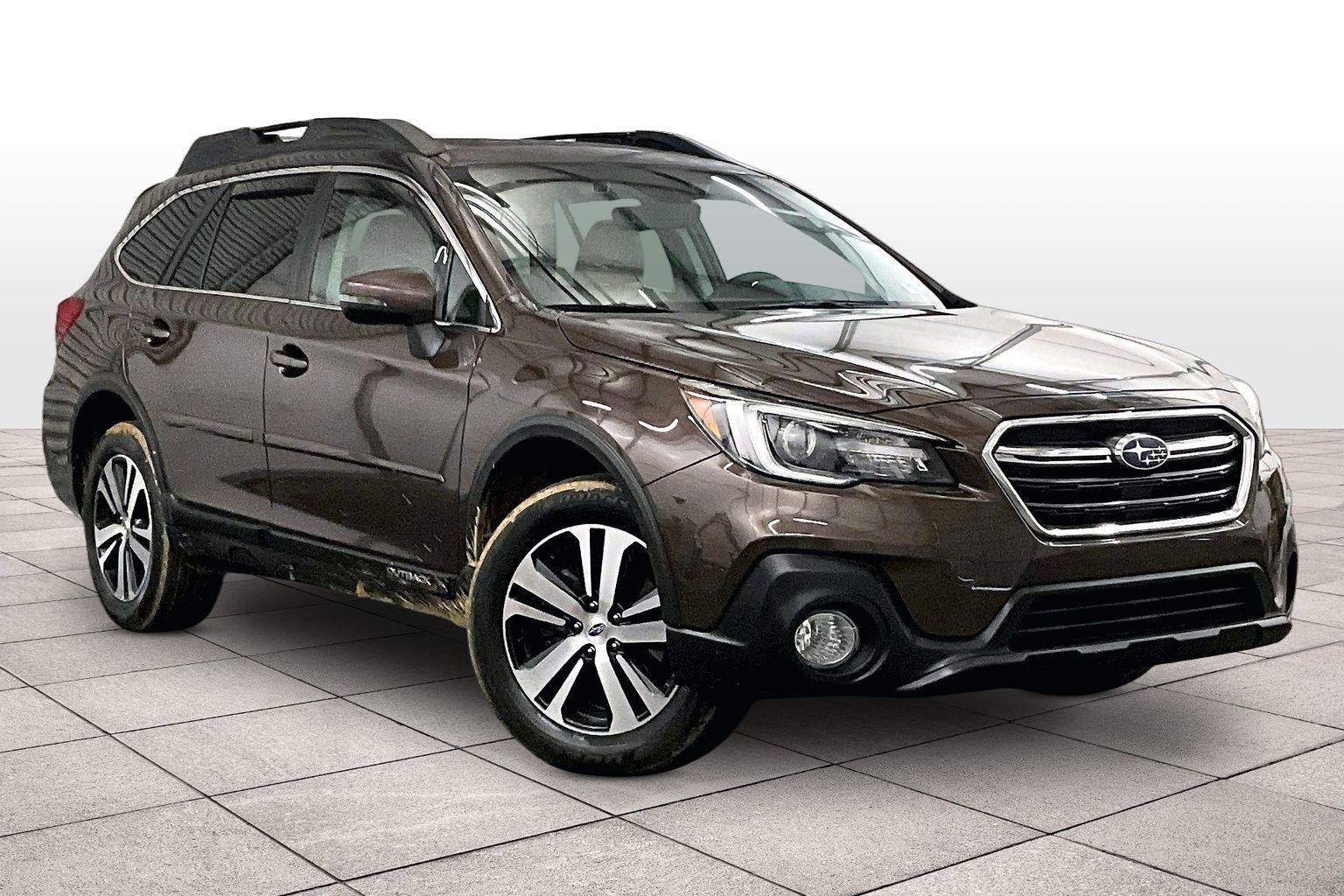 Used 2019 Subaru Outback 2.5i Limited image 2