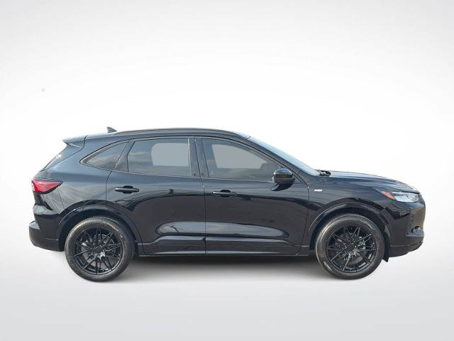 Certified 2024 Ford Escape ST-Line Select w/ Tech Pack #2 AWD/4WD image 9