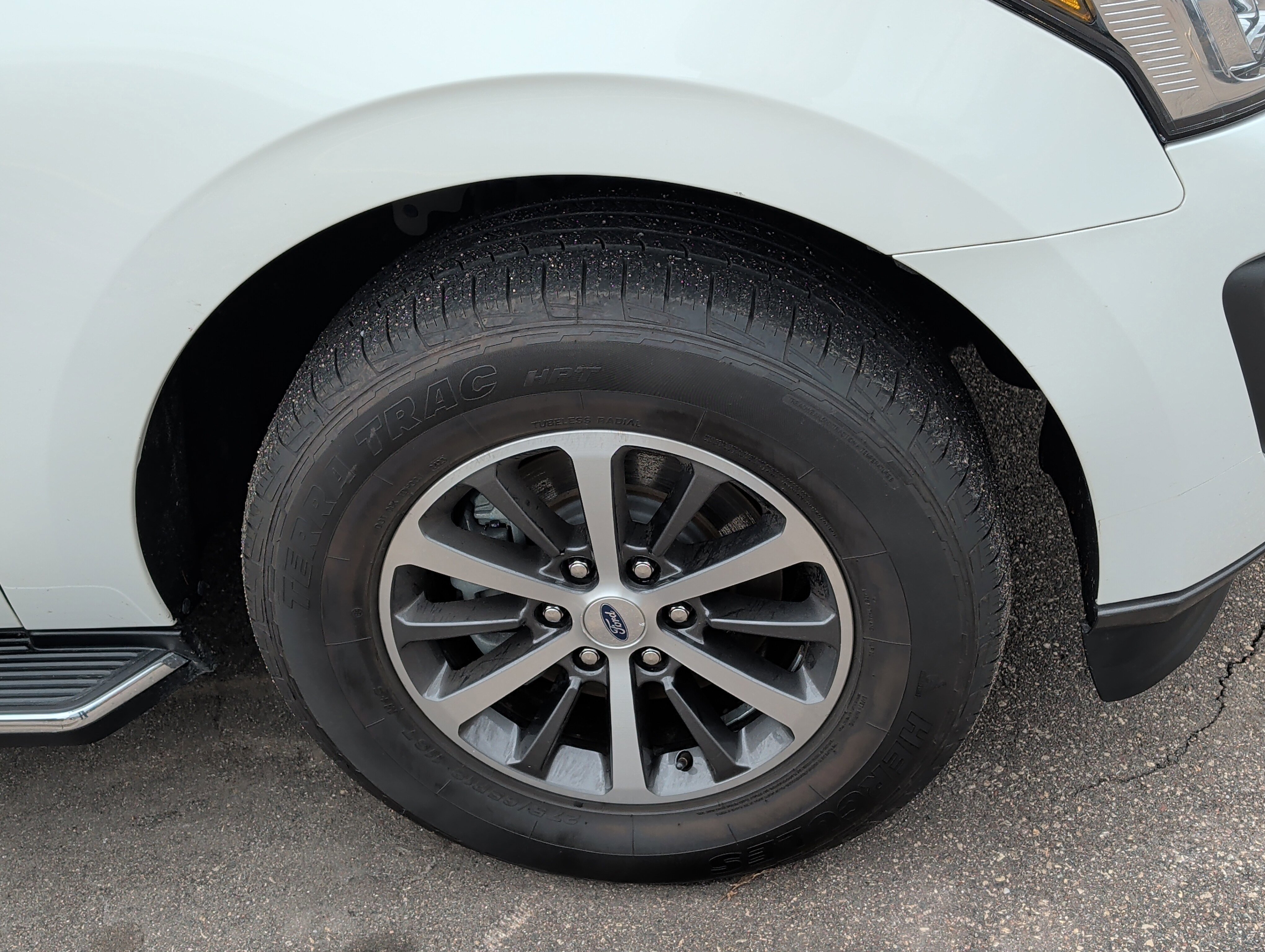 Certified 2021 Ford Expedition Max XLT image 5