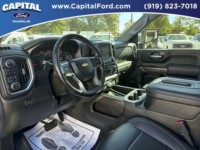 Used 2021 Chevrolet Silverado 2500 LTZ w/ LTZ Convenience Package image 18
