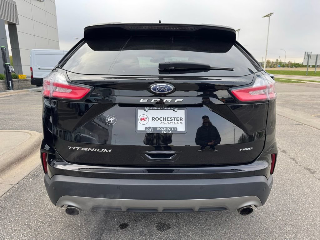 Certified 2024 Ford Edge Titanium w/ Equipment Group 301A AWD/4WD image 31