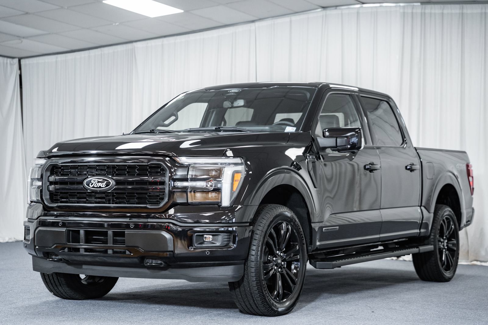 Certified 2025 Ford F150 Lariat w/ Equipment Group 502A High image 3